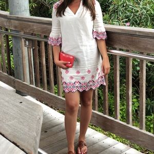 Vineyard vines embroidered tunic dress